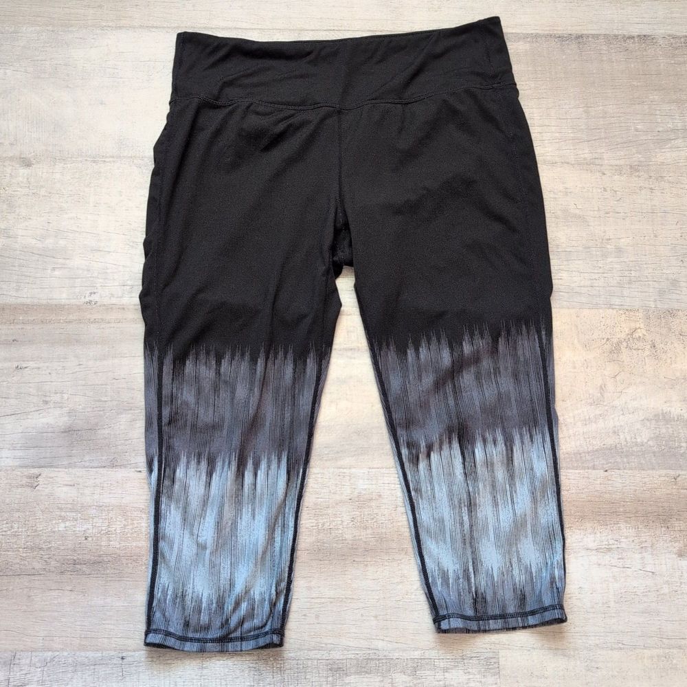Athleta Charutanga Cropped Black Ombré Leggings Size XL EUC